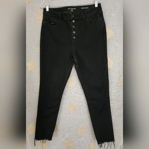 Peyton & Parker High Rise Skinny Black Button Down Jeans . Size 14